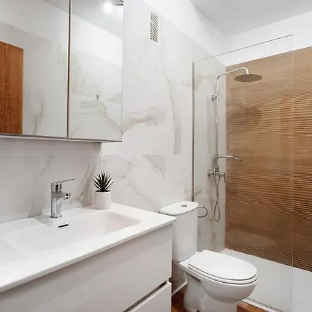 Alma Elegant Apartment *