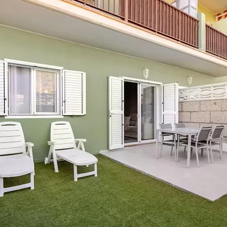 Alma Elegant 아파트